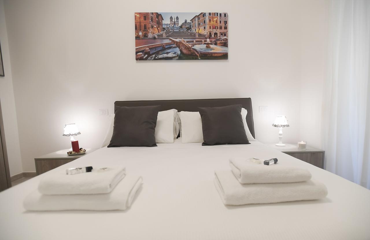 Laterano 250 - Colosseo Apartment โรม ภายนอก รูปภาพ